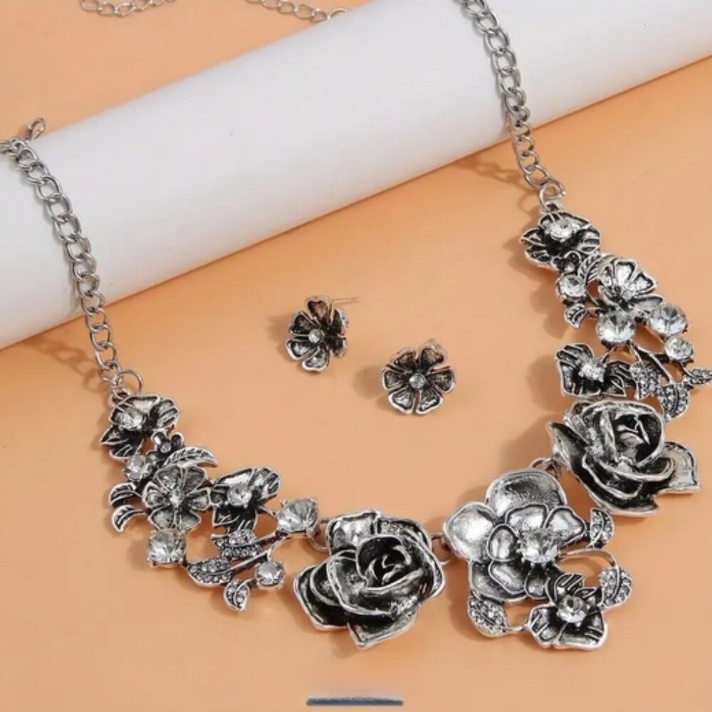 Boho Style Necklace and Earrings Set